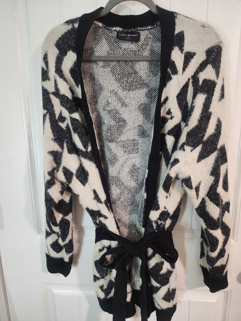 Lane Bryant Black and White Patterned Belted Open Cardigan